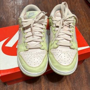 W Nike Dunk Low Pastel
